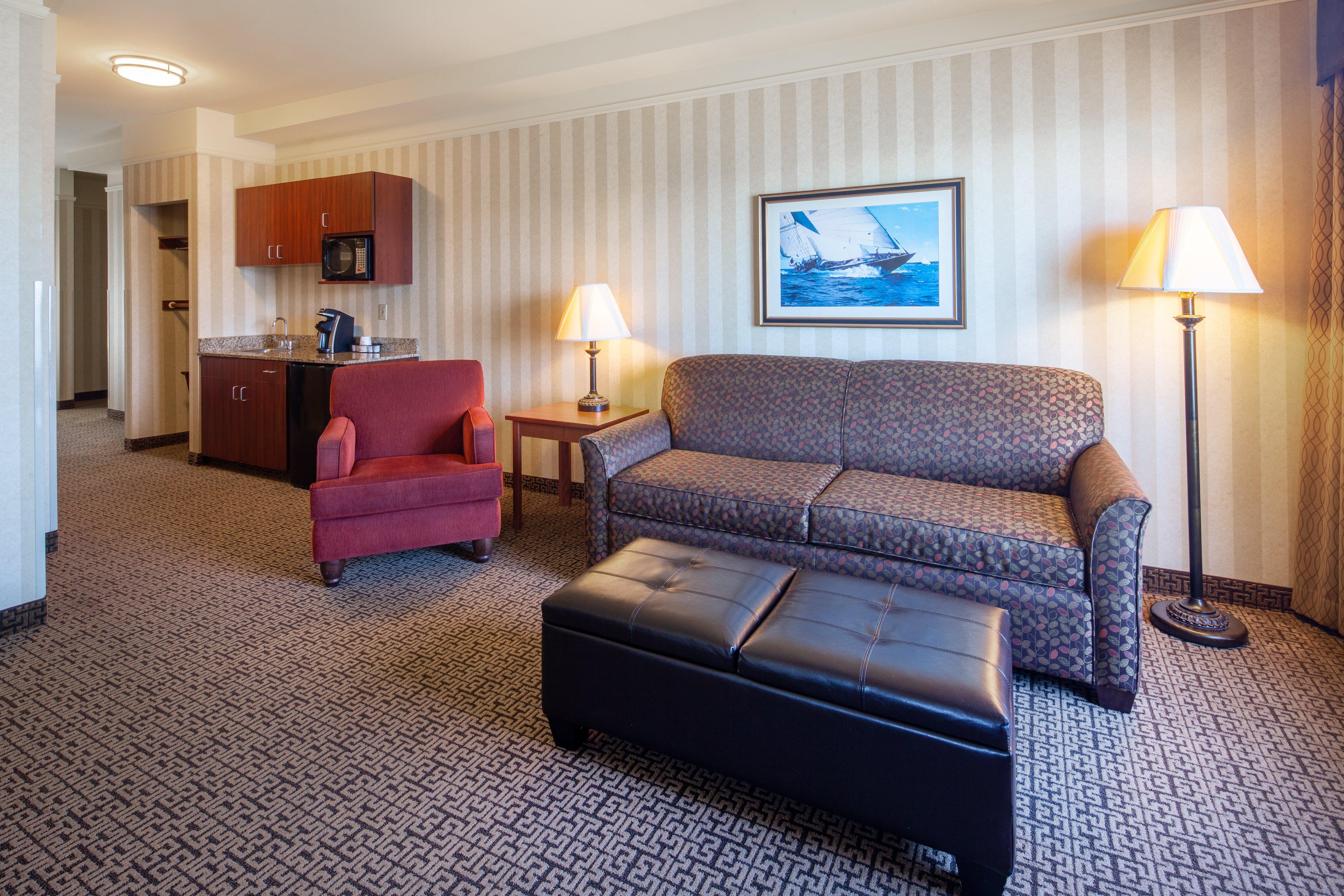 Holiday Inn Express Hotel & Suites Astoria By Ihg Exterior foto