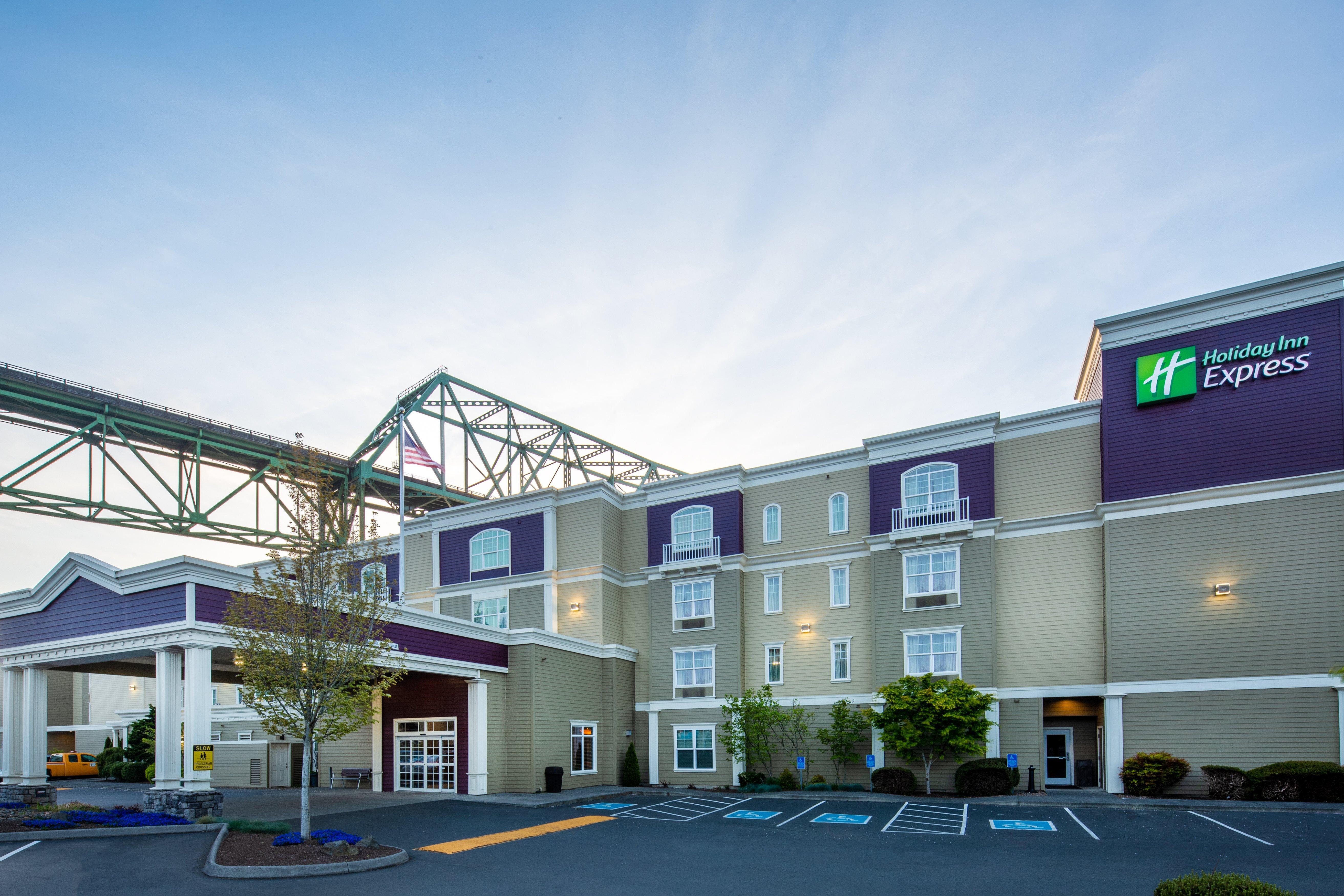Holiday Inn Express Hotel & Suites Astoria By Ihg Exterior foto