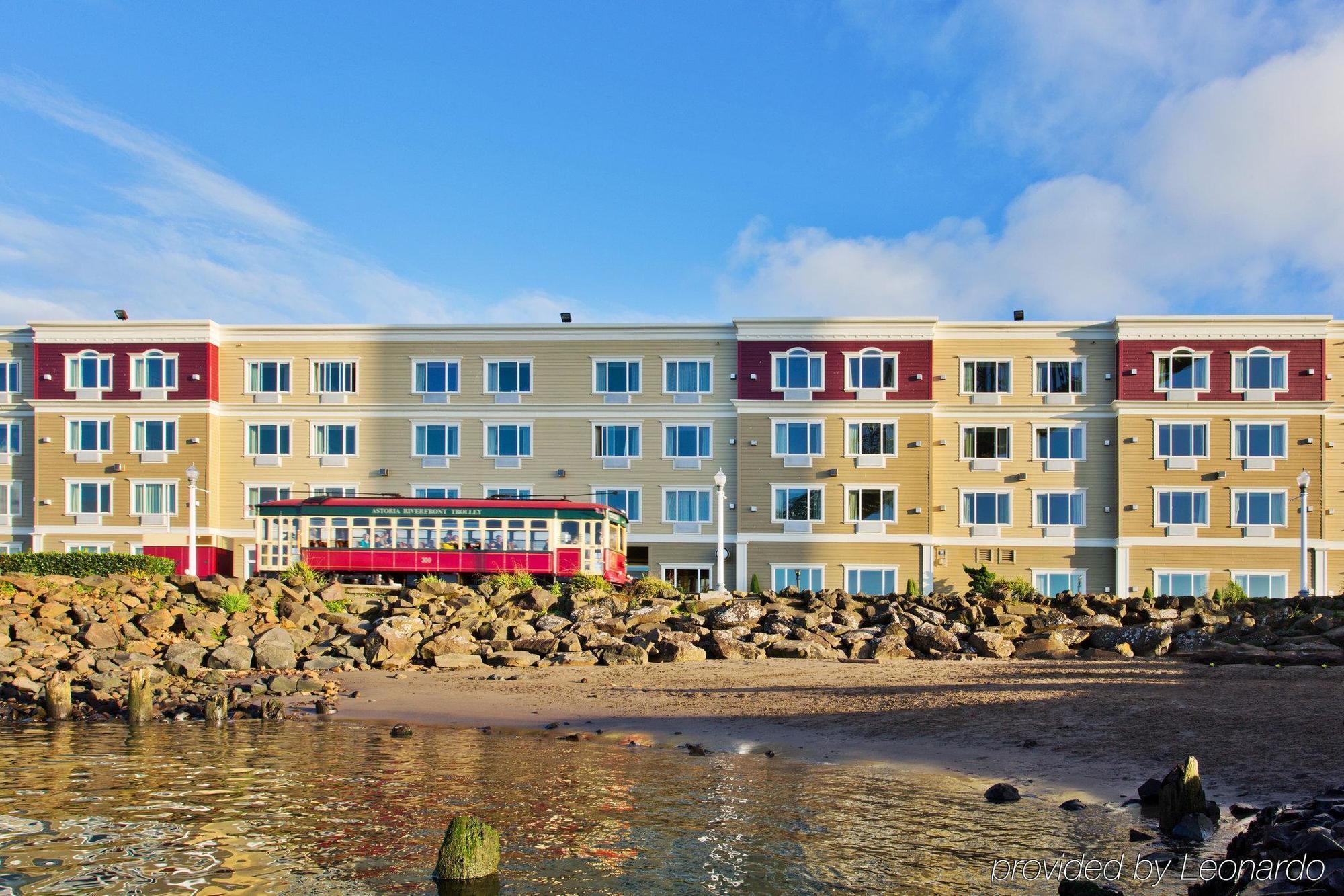Holiday Inn Express Hotel & Suites Astoria By Ihg Exterior foto